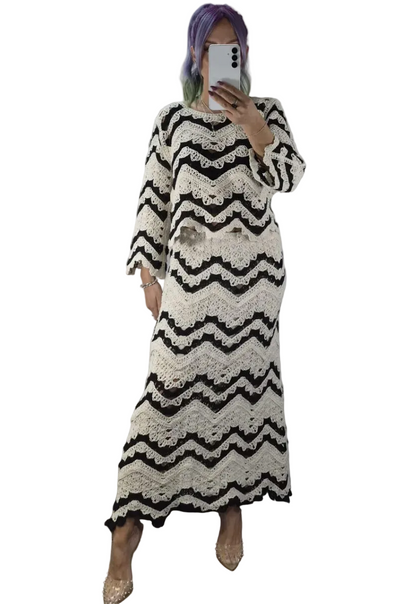 43/44.Black & White Crochet Knit Long Sleeve Top And Skirt Set